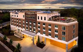 Courtyard By Marriott Atlanta Dunwoody